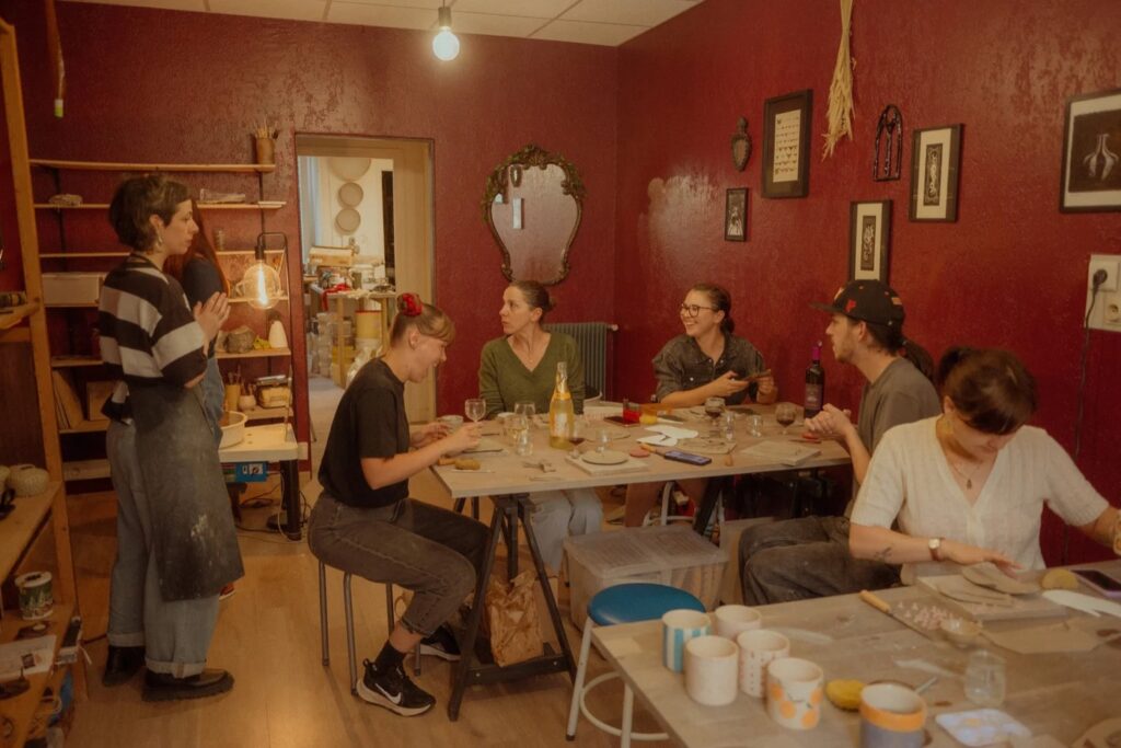 Atelier de groupe au Studio Poterie